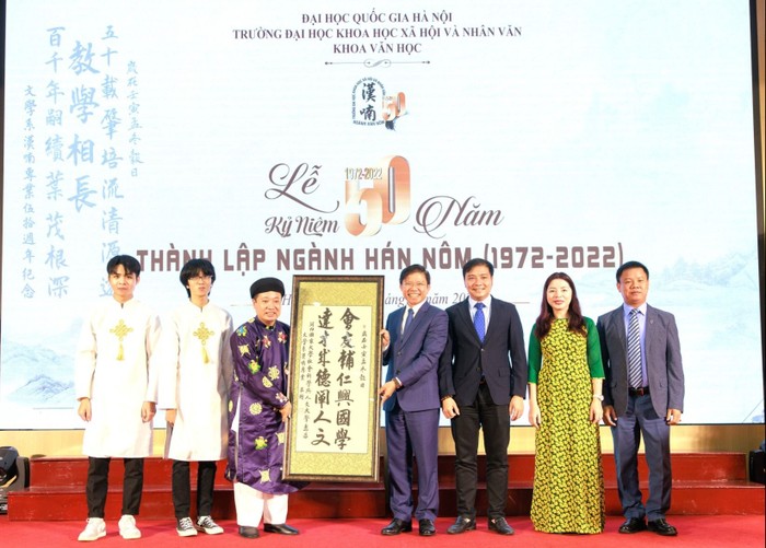 Ngành Hán Nôm: Cầu nối giá trị văn hóa truyền thống và hiện đại